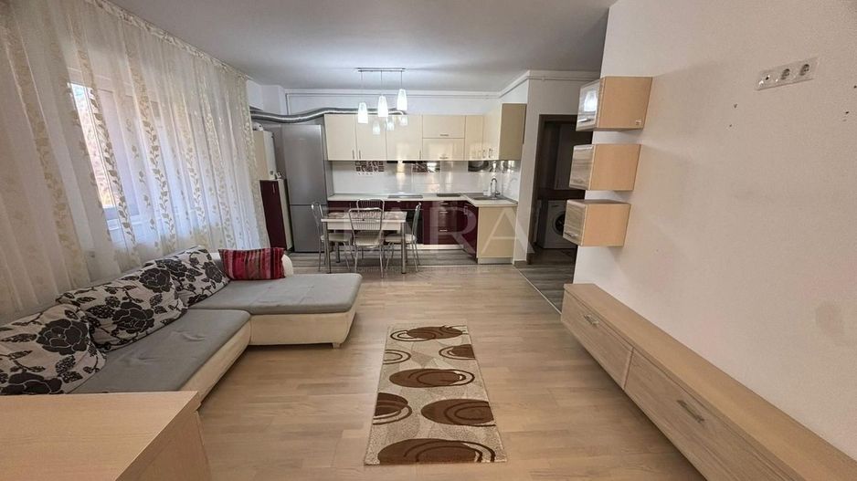 Apartament cu 3 camere, 2 băi și 2 balcoane, lângă pădurea Făget. - Poză 3