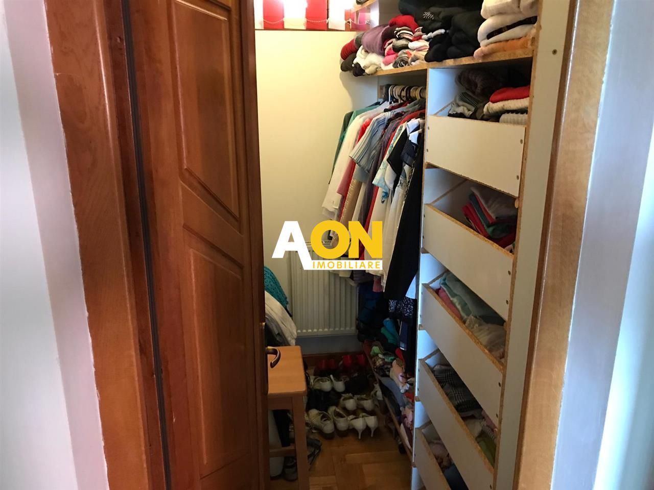 Vila cu 5 camere 922 mp teren  panorama superba comuna Ciugud - Poză 17