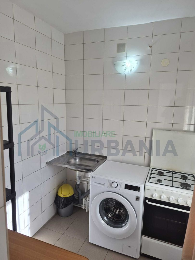 Apartament 1 cameră, zona Podul de Fier, Iași – mobilat, utilat, balcon, loc de parcare - Poză 3