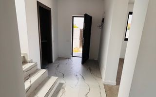 Casă premium de vânzare în zona Miorița - Poză 8