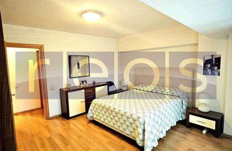 VANZARE 4 CAMERE DECOMANDAT - PIATA UNIRII - Poză 2