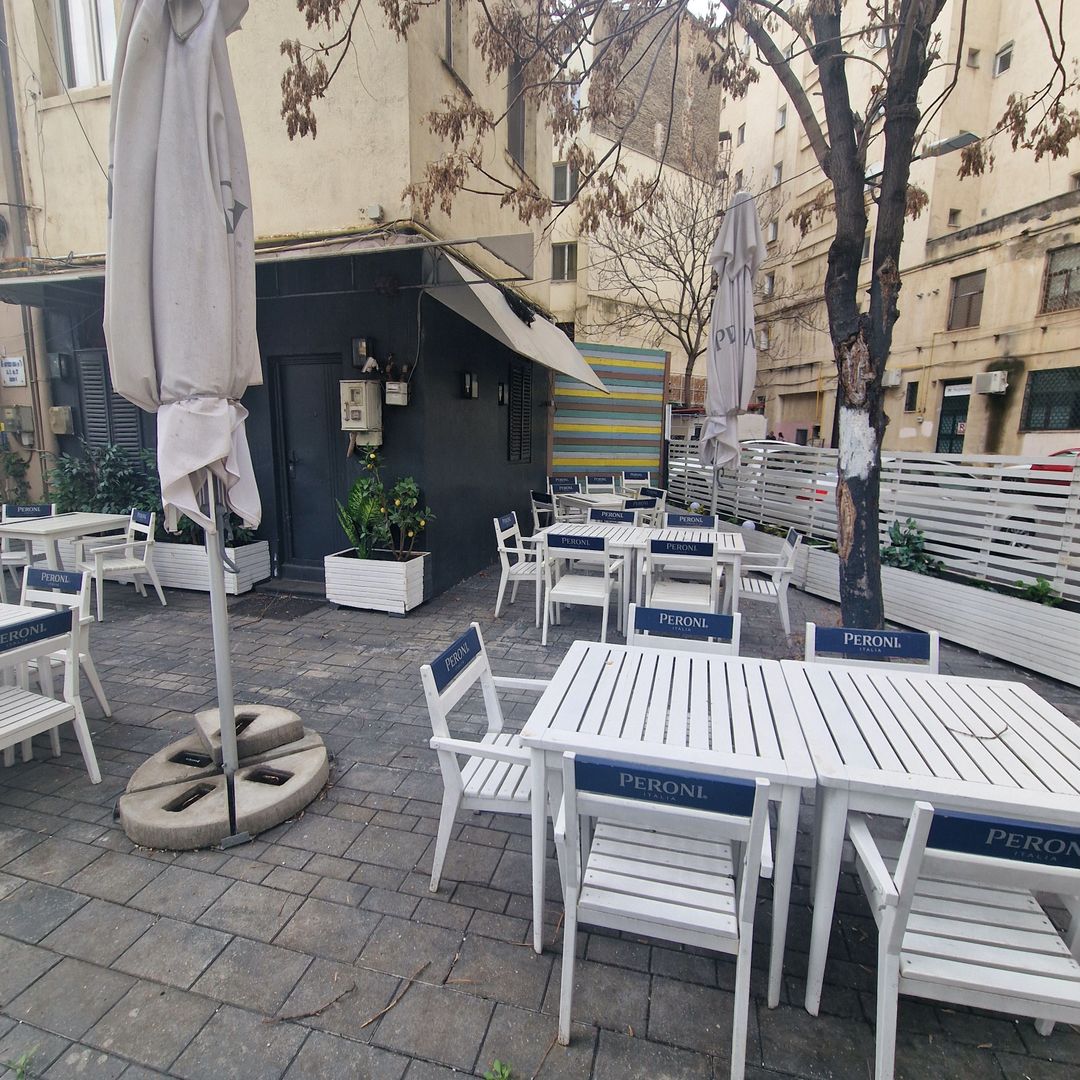 Spațiu Comercial de Închiriat – Ideal pentru Restaurant – Unirii, București - Poză 1