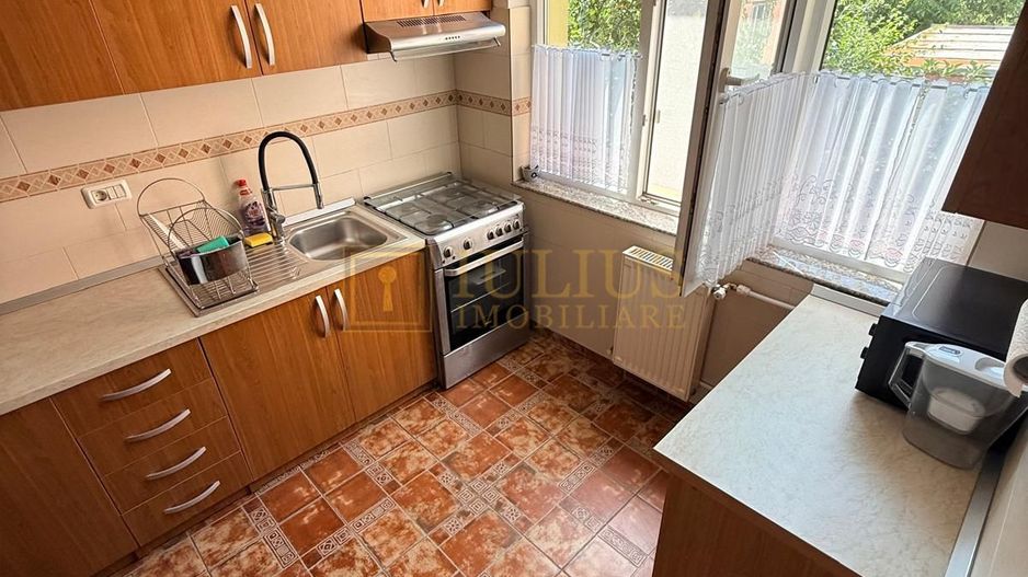 2 camere| curte comuna cu 3 apartamente| centrala proprie| zona aradului| - Poză 8