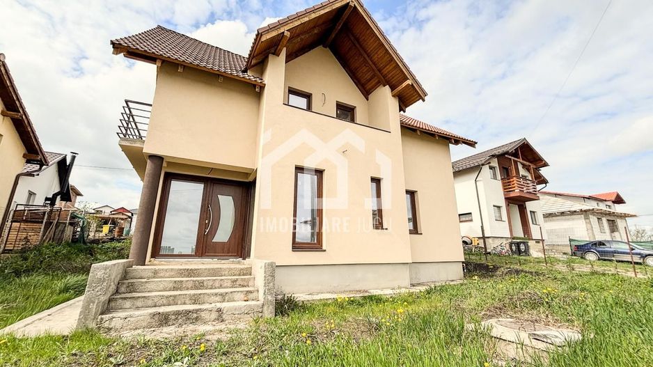 Casa individuala 4 camere, 120mp, Teren 300mp, Campenesti - Poză 14