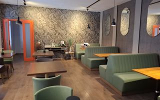 Pensiune 12 camere de închiriat | Central, Sibiu | terasă - Poză 1