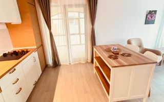 Apartament Spațios Curte Proprie Cristian - Poză 6