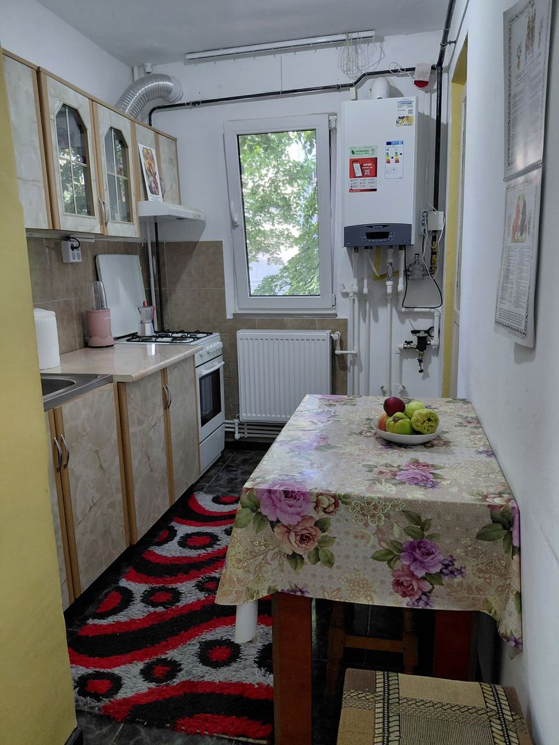 Apartament 2 camere, 45 mp, Micro 40 – Etaj 3/4, centrală termică, balcon - Poză 11