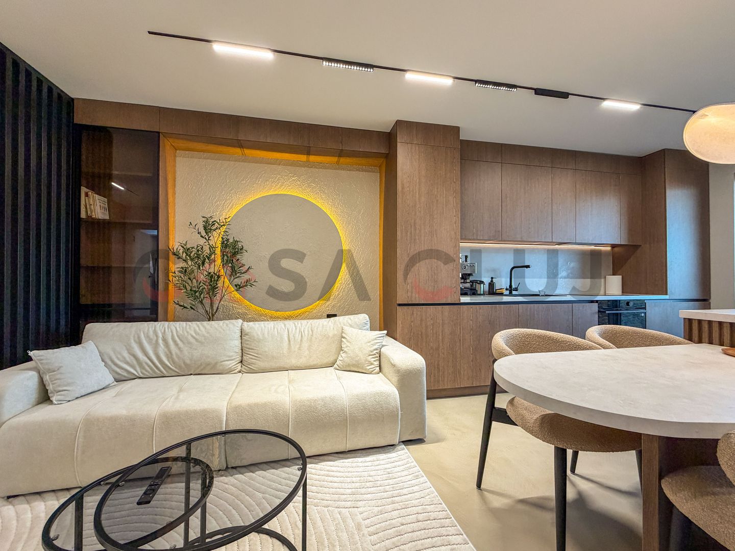 3 camere -cu view spre Baza Sportiva - Poză 2