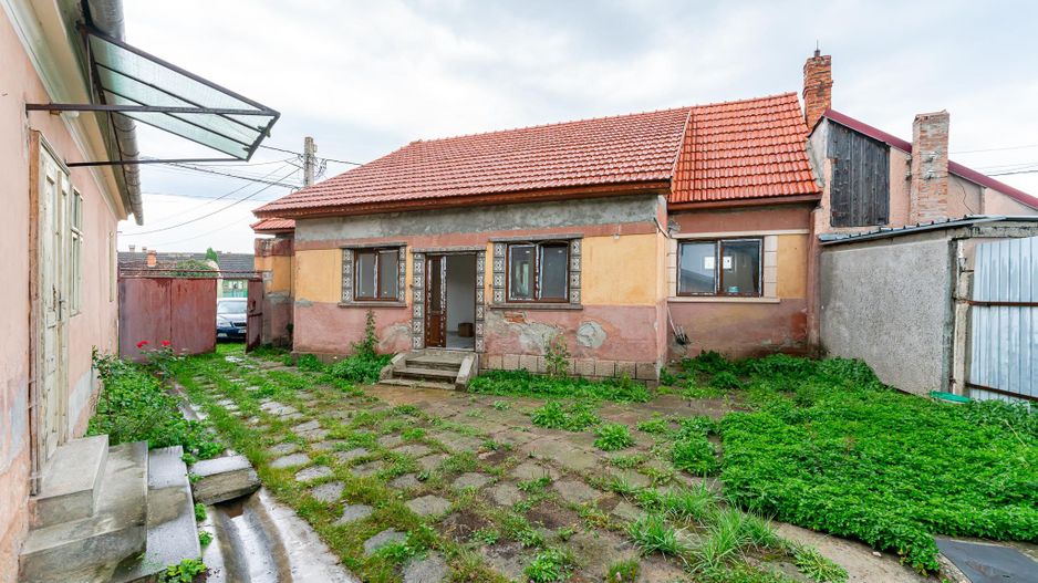 Casa in Purcareni, strada Principala - Poză 26