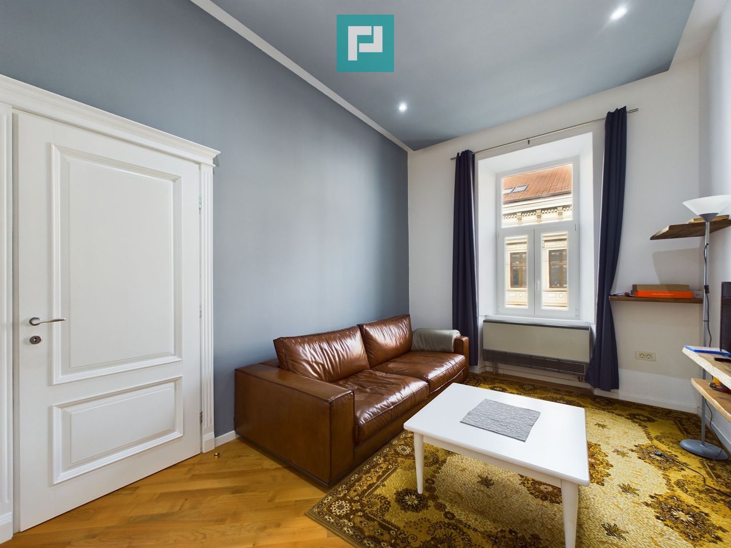 Apartament modern ultracentral, de închiriat - Poză 4