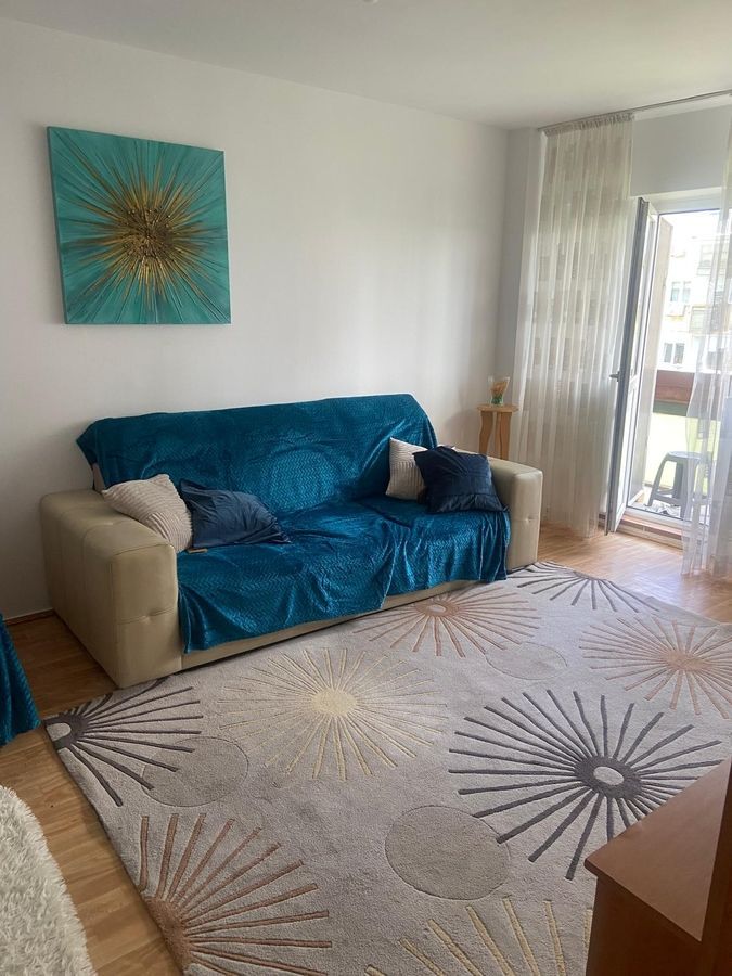 Închiriere 3 camere | 2 băi | 2 balcoane | metrou Valea Ialomiței - Poză 1