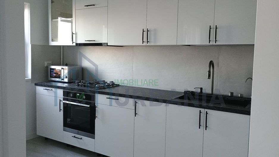 # inchiriez apartament 2 camere in complex Solumnia Tătărași - Poză 2