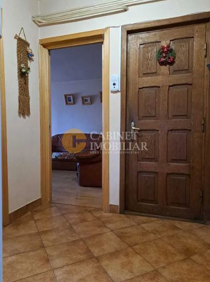Apartament cu 2 camere decomandat zona Galata - Poză 4