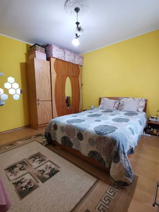 Apartament o camera, IREG - Poză 1