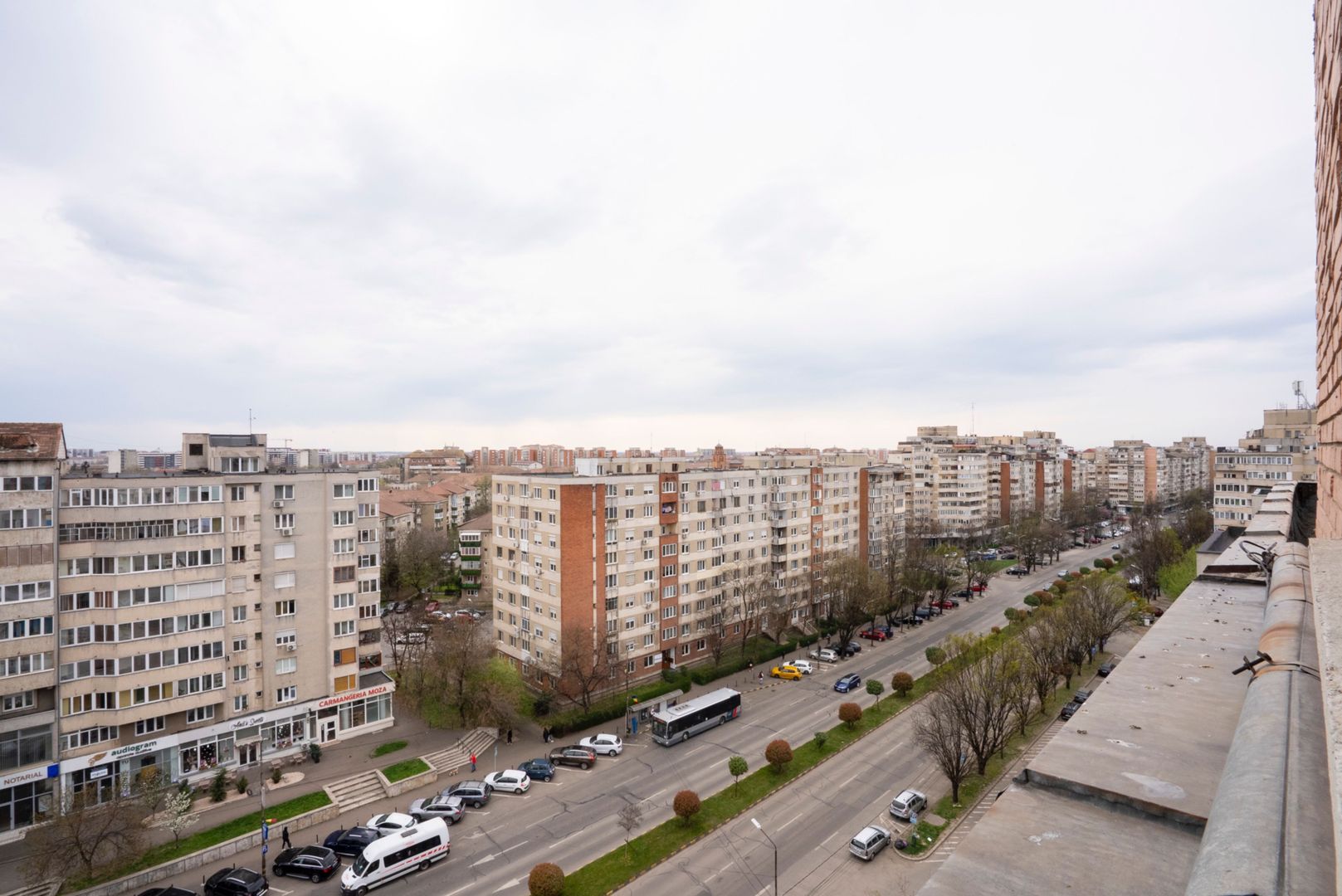 Apartament mare 3 camere 2 bai Decebal Dacia - Poză 14