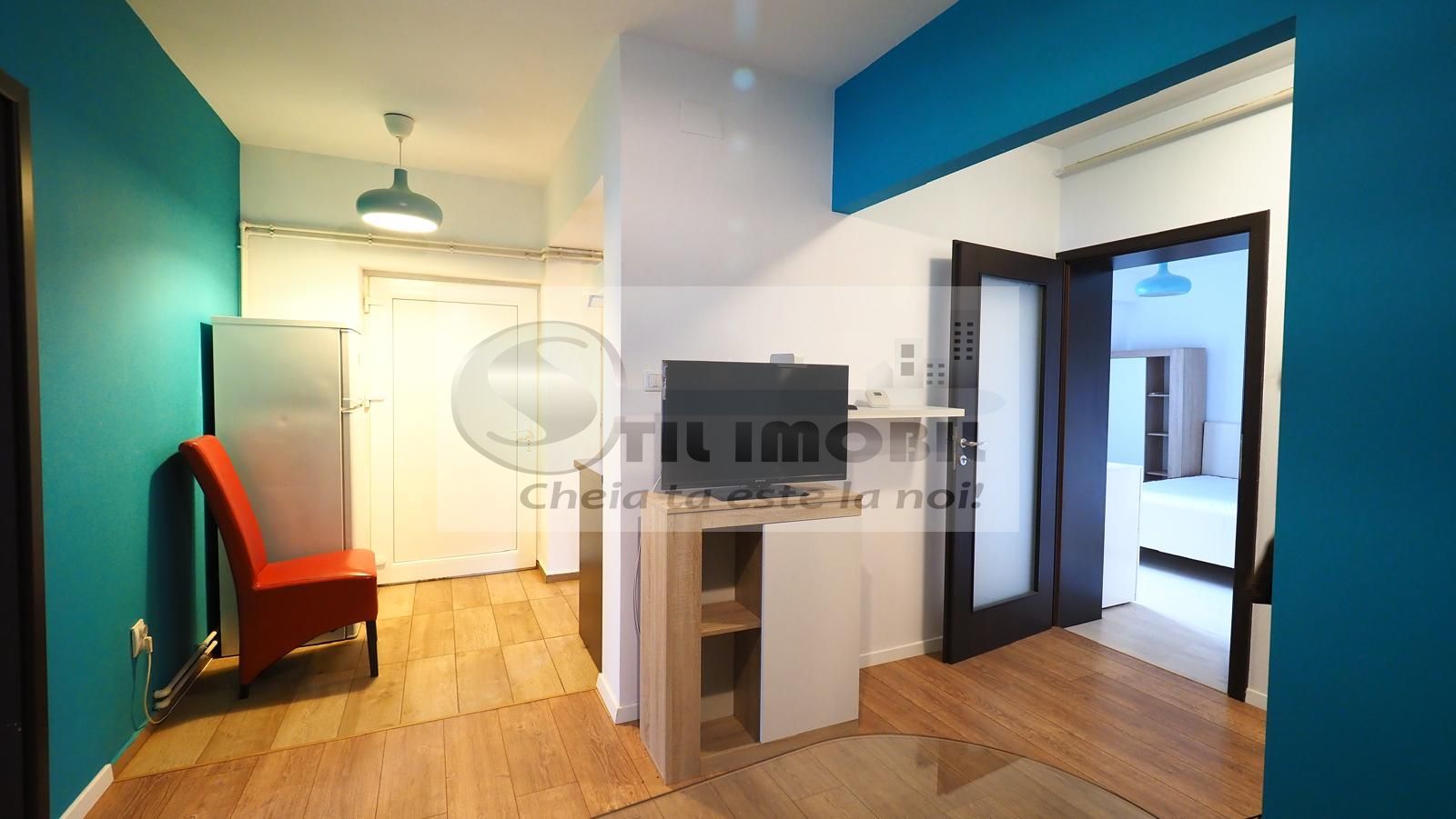 Apartament 3 camere Podu de Fier -  550 EURO - Poză 5