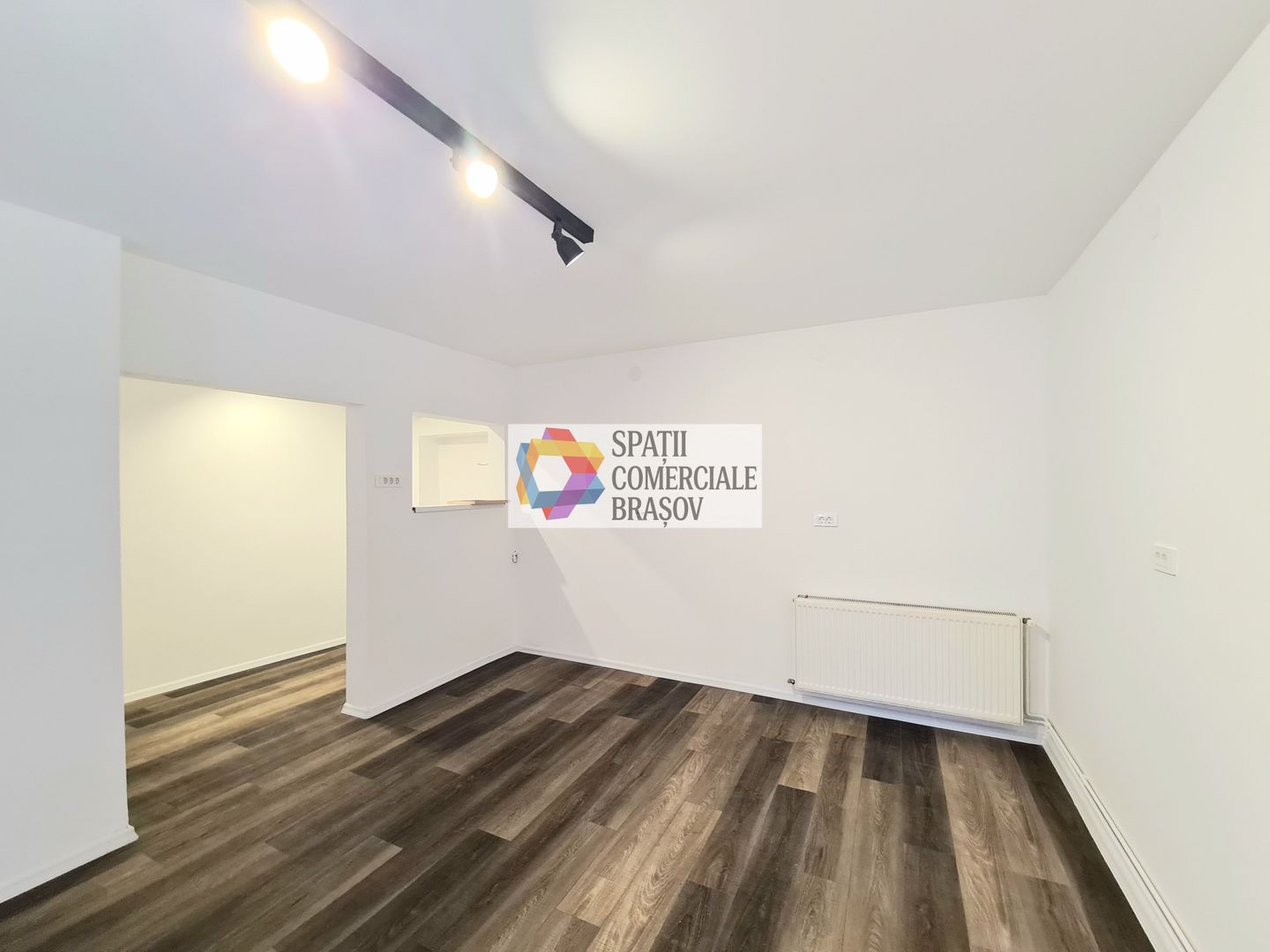 Spatiu comercial de închiriat, Brasov - 40 mp # spatii-comerciale-brasov.ro - Poză 2