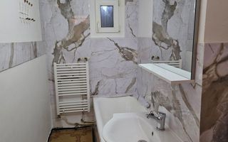 Inchiriez apartament 2 camere nemobilat Frumoasa - Poză 4