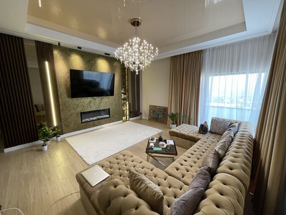 Vila cu piscina PREMIUM in Bucium - Poză 1