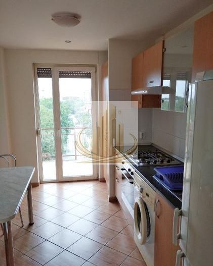 Apart 3 camere , bloc nou , utilat , mobilat, parcare privata - Poză 4