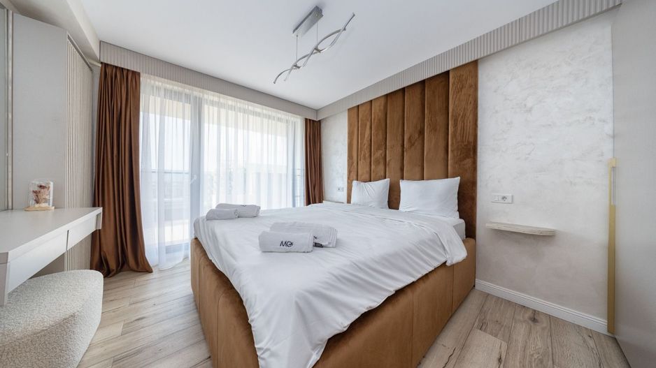 Penthouse superb, 3 camere+parcare subterana ,203 mp-Coresi - Poză 13