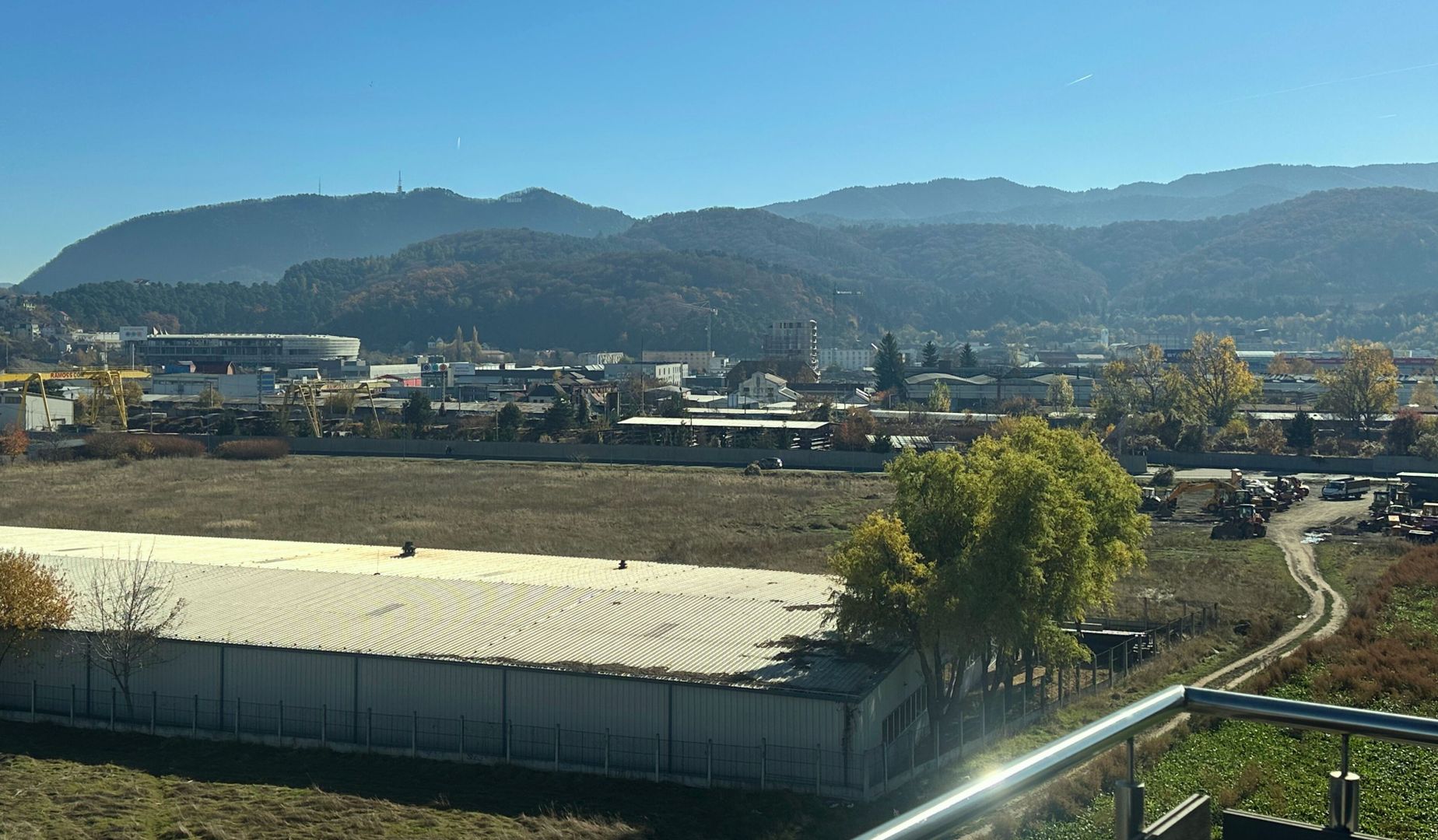 Apartament modern cu 2 camere și vedere spectaculoasă spre munți Avantgarden 3 - Poză 5