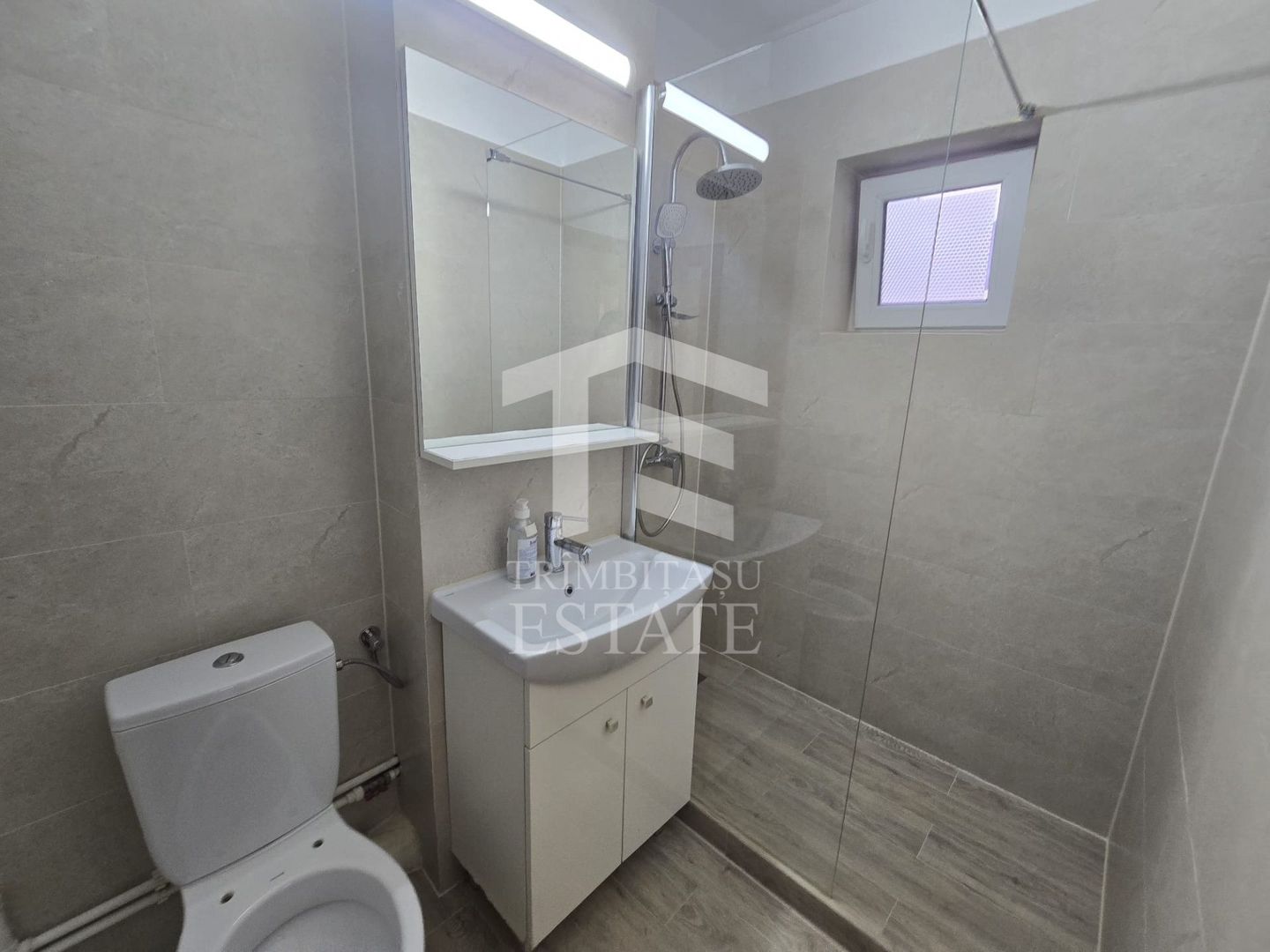 CASA DE CULTURA-Apartament 3 camere de inchiriat. - Poză 18