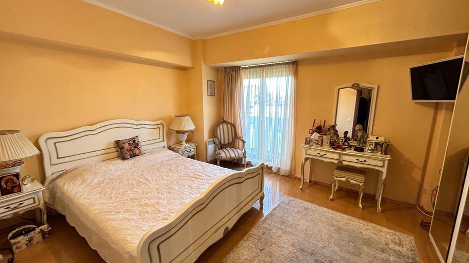 Apartament 4 camere Piata Constitutiei - Poză 3