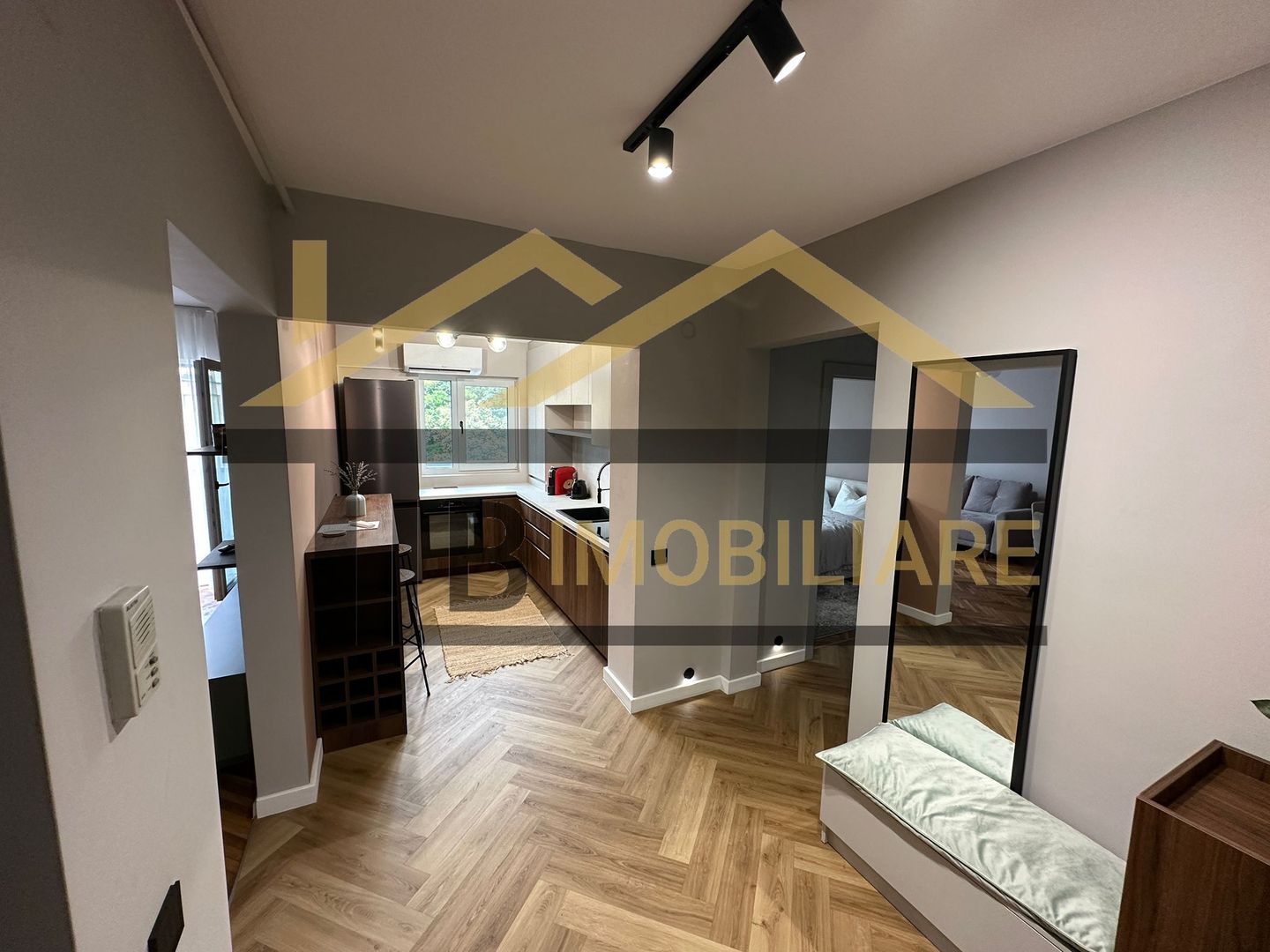 Apartament de 3 camere, 60mp, Zona UMFST - Poză 4