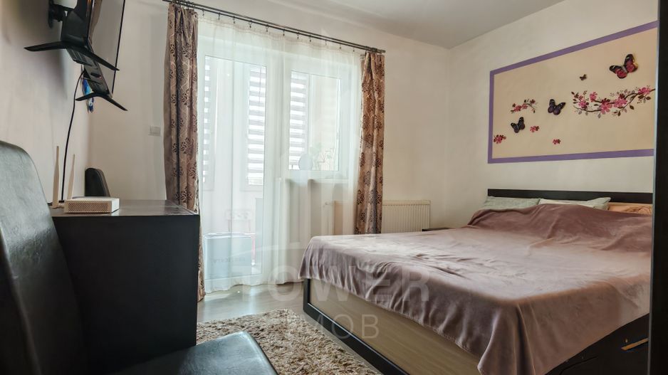 Apartament 3 camere de vanzare situat în Șelimbăr, pe Pictor Brana. - Poză 5