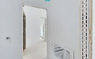 Apartament modern cu 4 camere, curte și terasă – liniște și confort ap - Poză 12