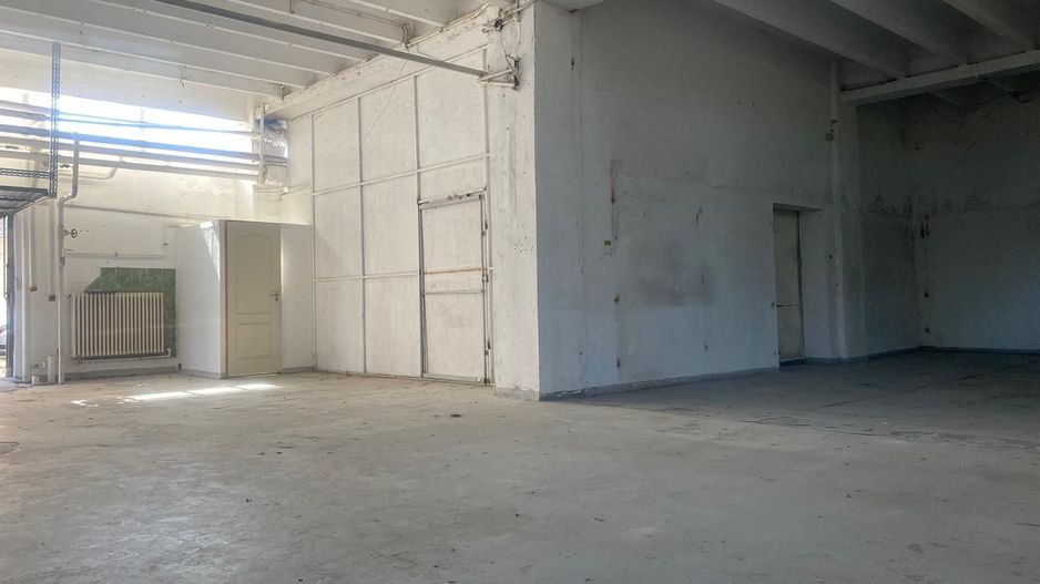 Suprafata generoasa! Inchiriere spatiu in Targoviste - Poză 4