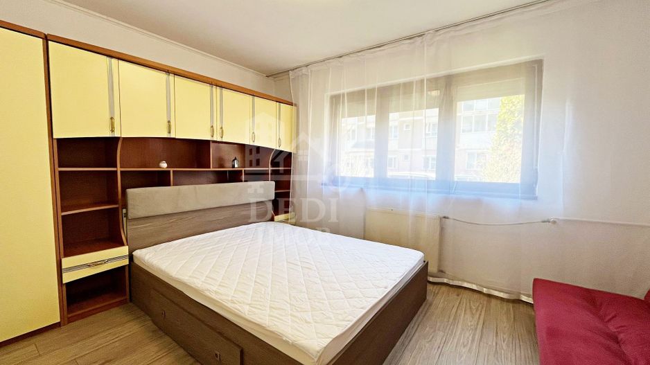 Apartament cu 3 camere de inchiriat zona Calea Aradului, Oradea - Poză 3