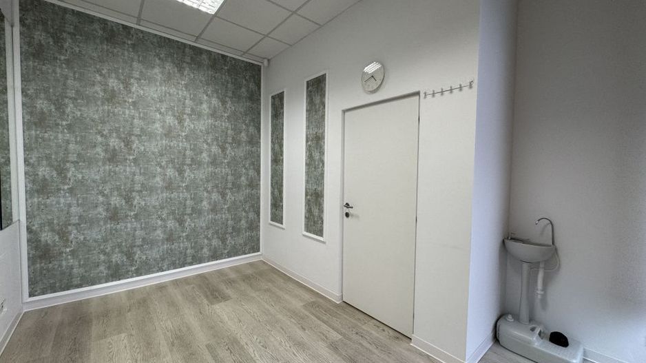 Spatiu servicii, birouri, Zona Modern. Comision 0 - Poză 14