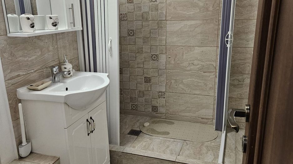 De inchiriat apartament 2 camere - Aviatiei - Poză 7