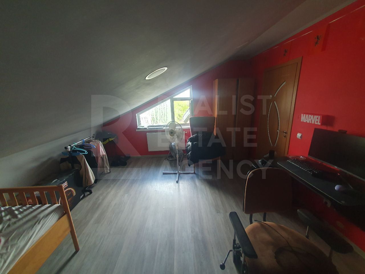 casa cu 2 nivele - Poză 24