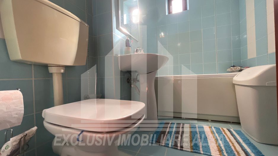 Apartament cu 3 camere cu scara interioara, Cetate - Poză 7