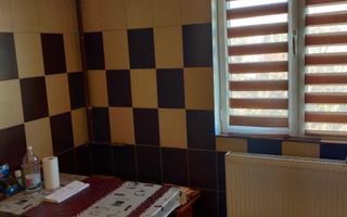 Vanzare Apartament 4 camere, Almasu Mare, Berceni. - Poză 3