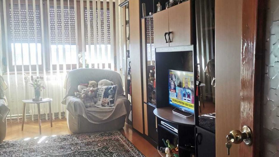 Vând Ap 4 camere centru - Poză 3