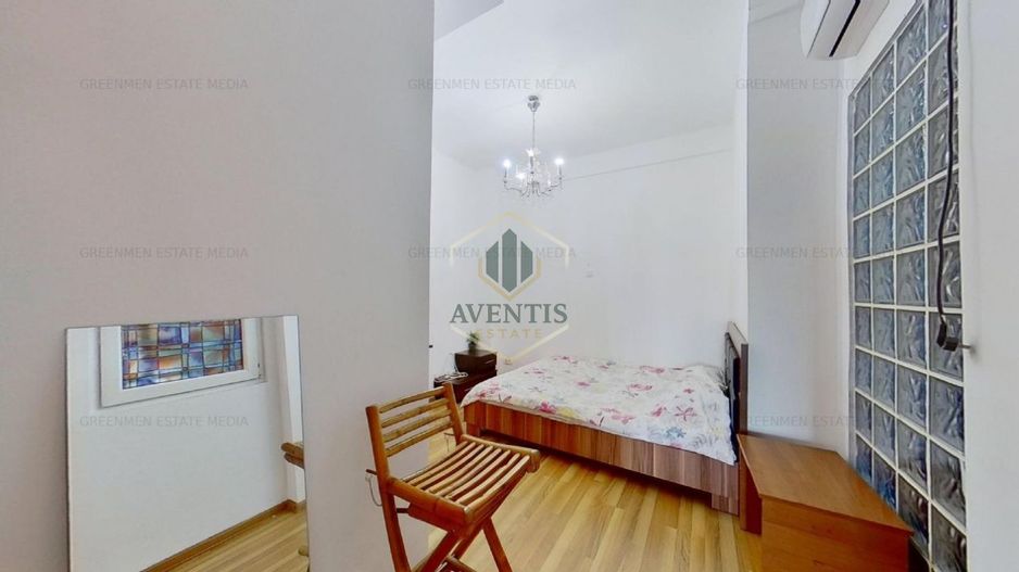 Blvd. Balcescu langa metrou Universitate, 4 camere, terasa de 50mp, 3 bai - Poză 26