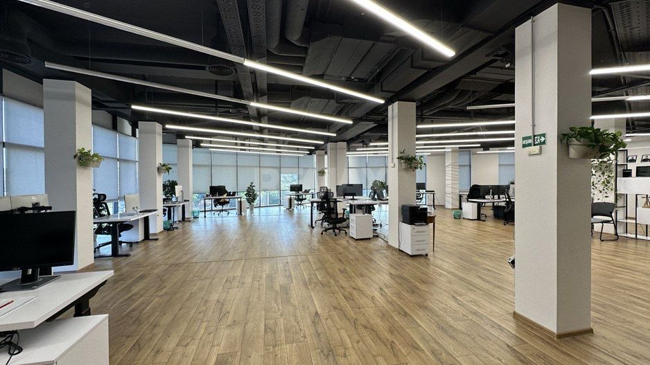 Chirie Spații de Birou 420 m2.și 300m²   sectorul Rîșcani. - Poză 11