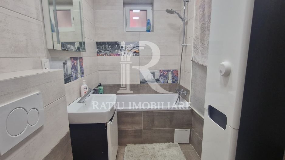 Apartament 4 Camere | Central | | Parter | 2 Parcări | 2 bai | Oradea - Poză 9