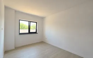 Vila- 130mp utili- beci- incalzire pardoseală-Geamuri tripan - Poză 12