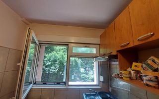 Vânzare apartament semidecomandat 2 camere Bd. Obregia - Poză 3