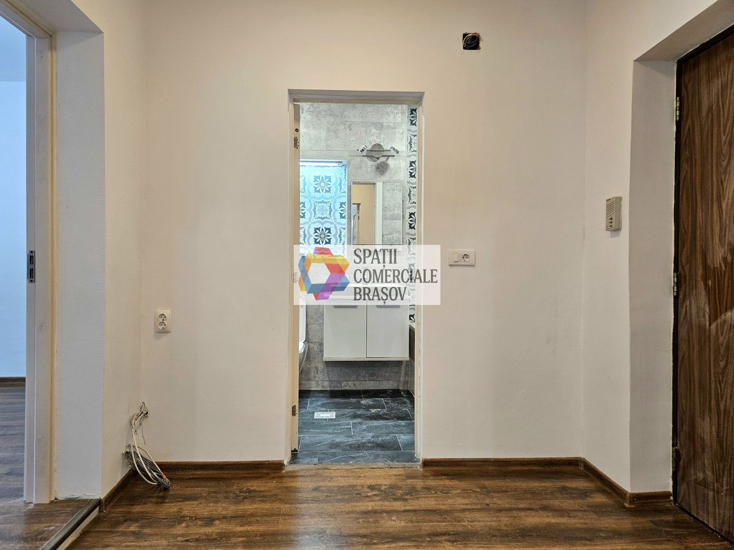 Apartament cu doua camere, zona Racadau 50 mp - Poză 3