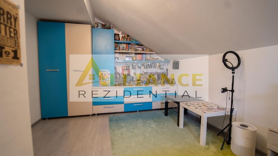 10MIN DE METROU - APARTAMENT 3 CAM + MANSARDA I CENTRALA + PARCARE - Poză 8