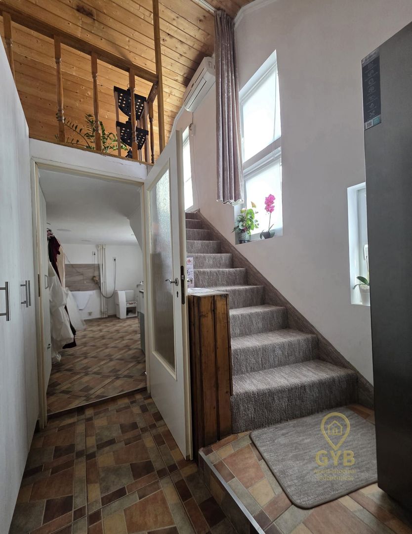 Proprietate ultracentrală cu 5 camere- str. Primăriei - Poză 12