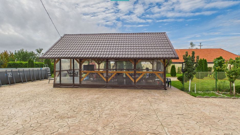 Casă exclusivistă cu 4 camere, în Secusigiu, Arad - Poză 18