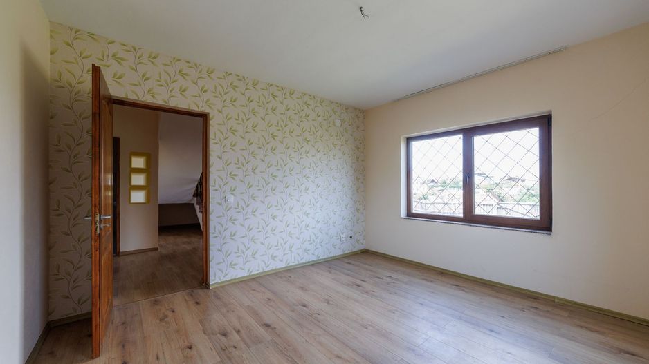 Casa P+M cu 4 camere si teren de 705 mp | Pitesti – Strada Zborului - Poză 18
