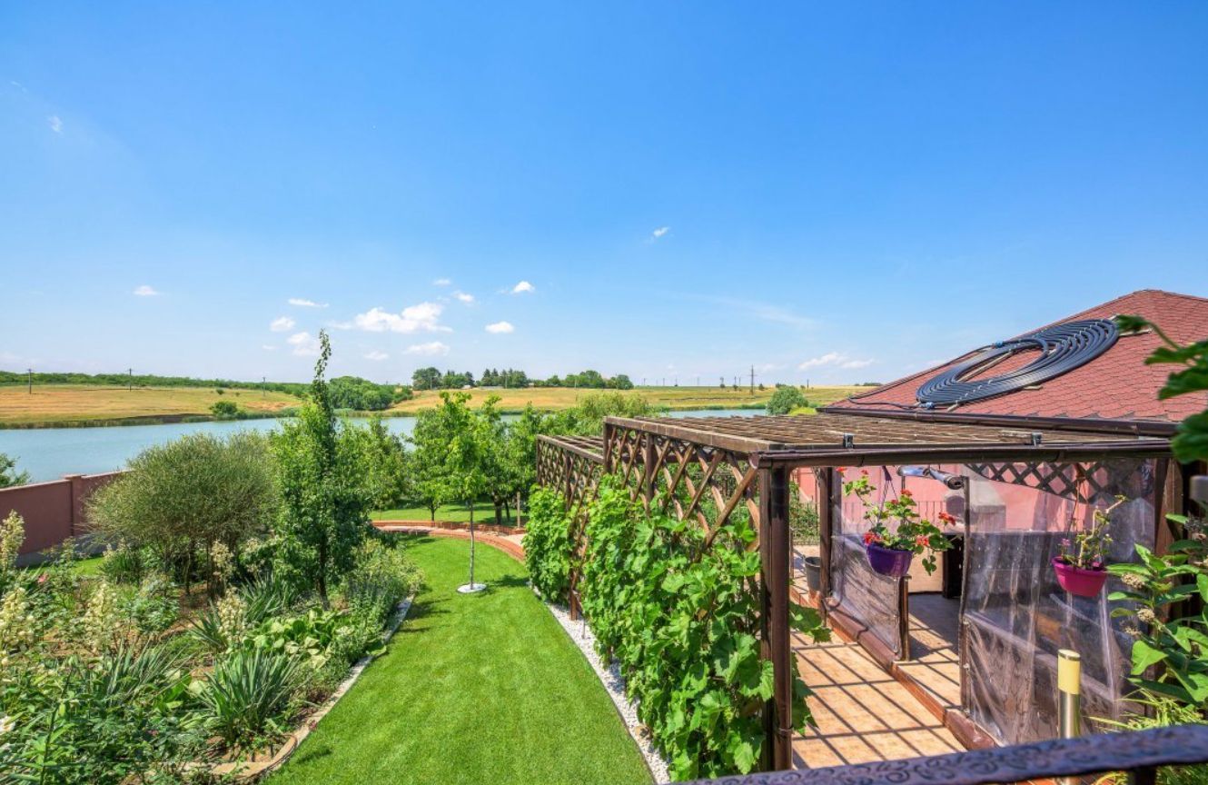 Vila premium,  superpret la 30 min de capitala- vedere/acces la lac! - Poză 1